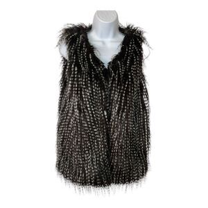 Hot & Delicious faux fur vest